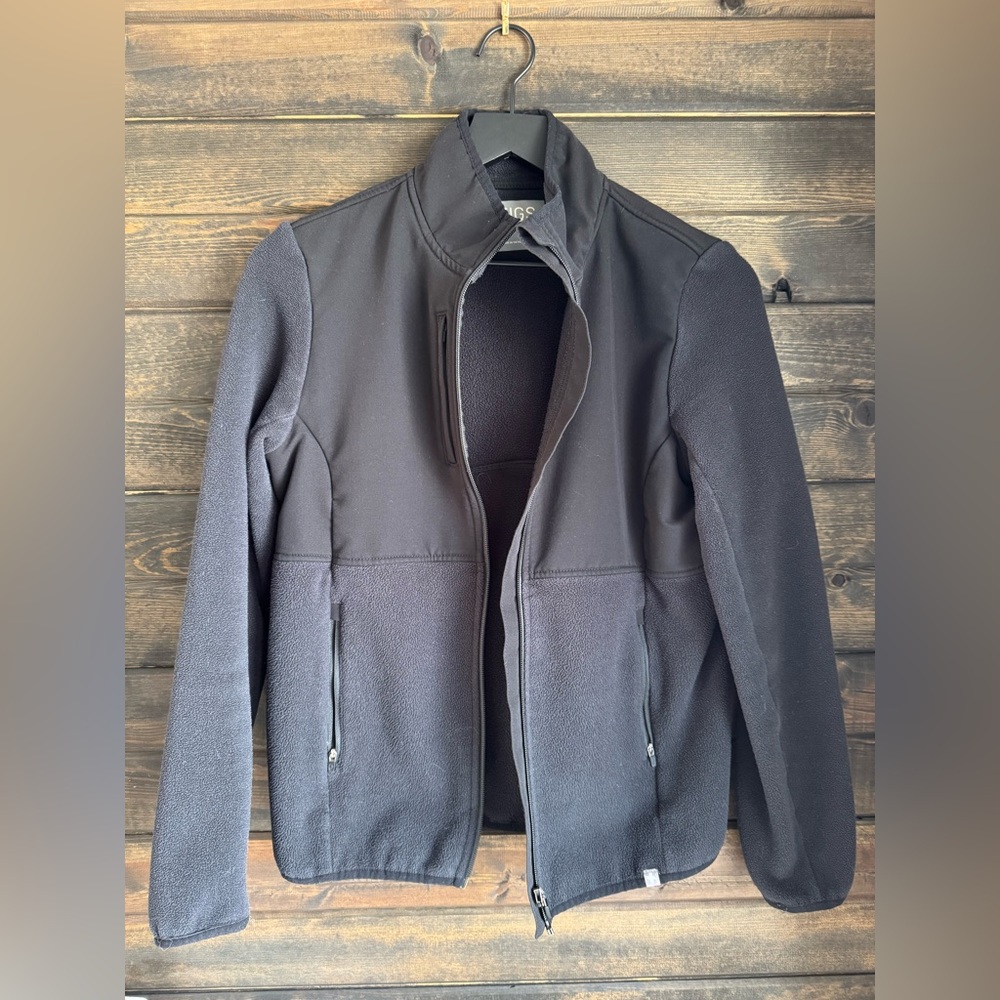 FIGS Fleece Jacket. Size small in black